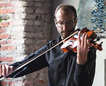 Ferrara, le Suite di Britten al Ridotto Libralon torna protagonista