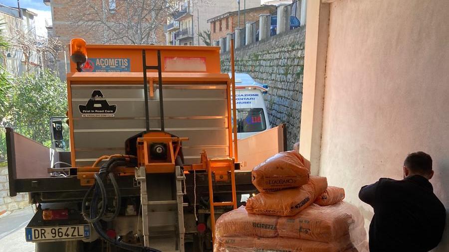 Il magazzino comunale di Arzana dove è avvenuto l'incidente
