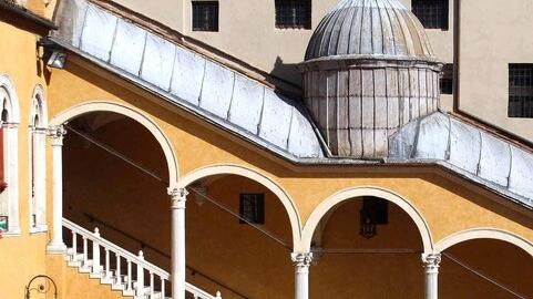 Il Comune di Ferrara dice sì al mini-condono