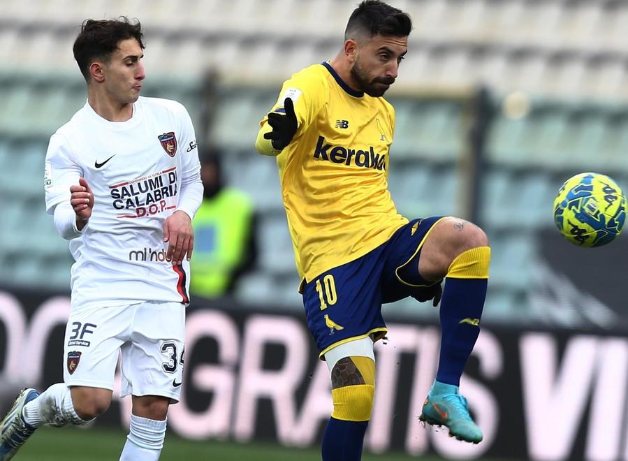 Modena-Cosenza. Tesser: «Inizio difficile, poi solo noi in campo Un successo meritato» 