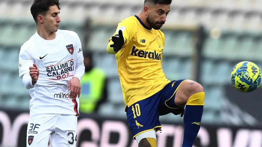 Modena-Cosenza. Tesser: «Inizio difficile, poi solo noi in campo Un successo meritato»