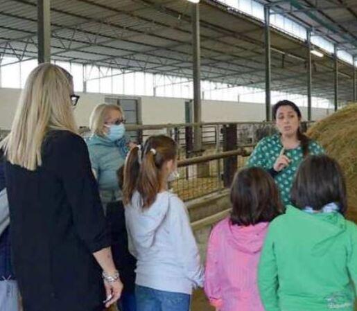 Studenti in visita alla Le.ni. di Longastrino confiscata alle mafie