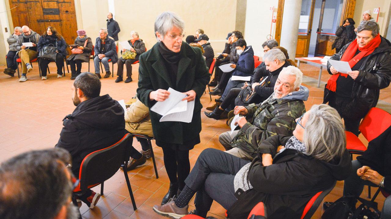 San Frediano, assemblea infuocata dei residenti del borgo: «Temiamo un crollo»
