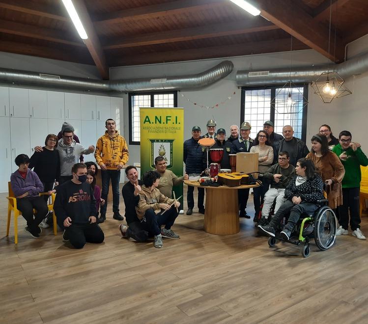 Sassuolo. Terapia con la musica Una donazione per i progetti Anffas 