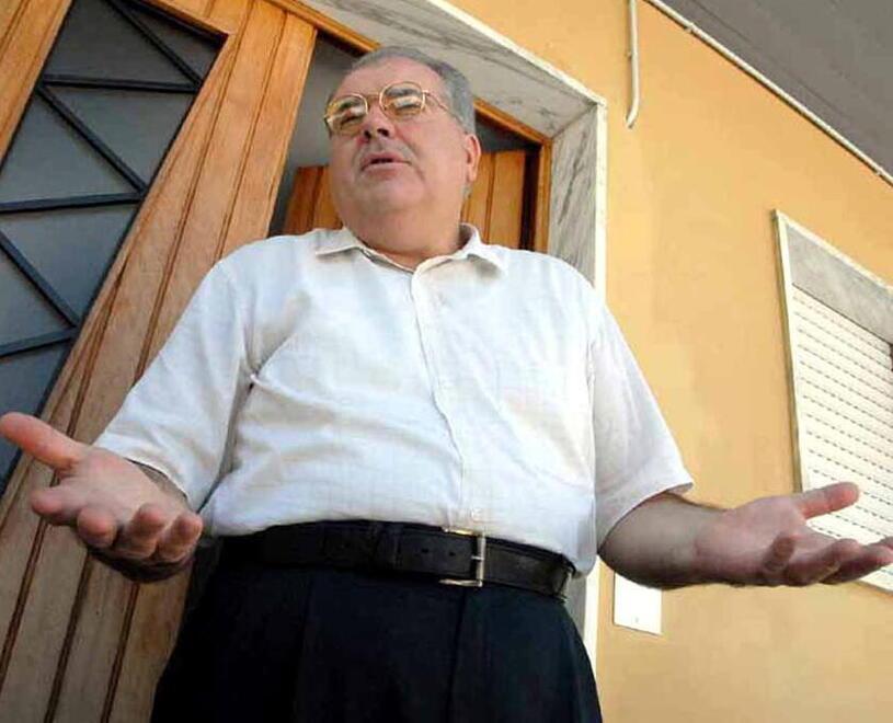 Don Euro, giorni decisivi per l’appello e lo sfratto