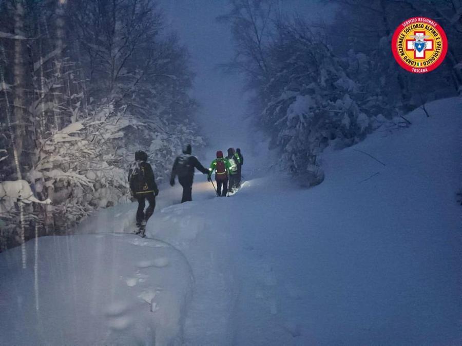 Maltempo in provincia di Firenze, due gruppi di escursionisti salvati dal Soccorso Alpino