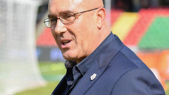 Si va a Terni. Quel «squadra di m...», poi le accuse Modena-Bandecchi, furono scintille