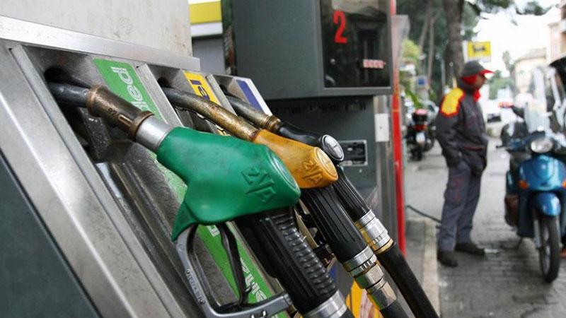 Almeno sedici i distributori aperti a Pistoia e Provincia, gli altri in sciopero per 48 ore – Ecco dove