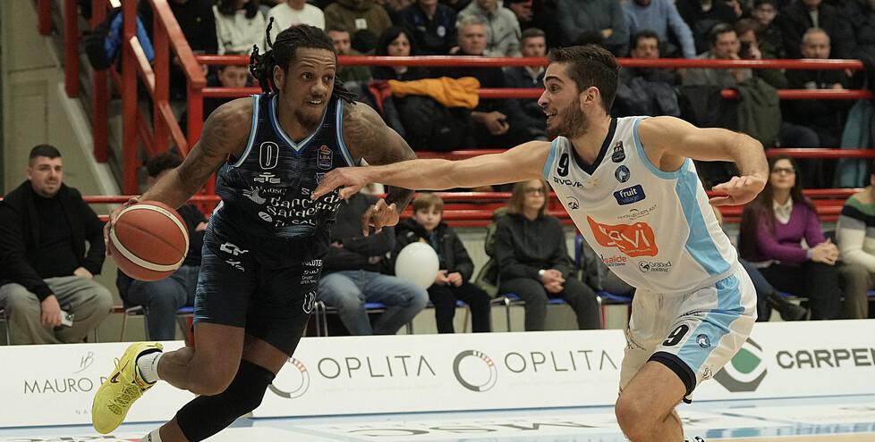 Jamal Jones in azione