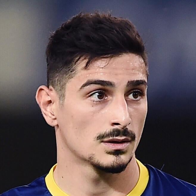 Il Cagliari fa la corte a Gunter del Verona