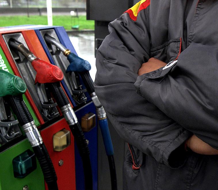 Benzinai in sciopero per due giorni. Ecco i gestori che rimarranno aperti a Livorno