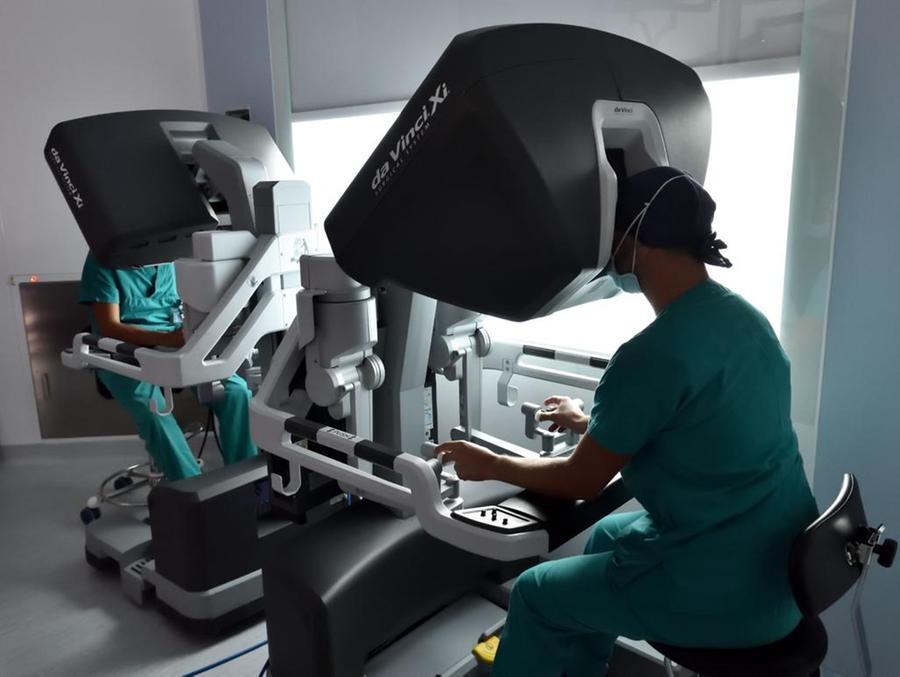 Chirurgia robotica, un’eccellenza grossetana. Quasi 500 interventi in un anno