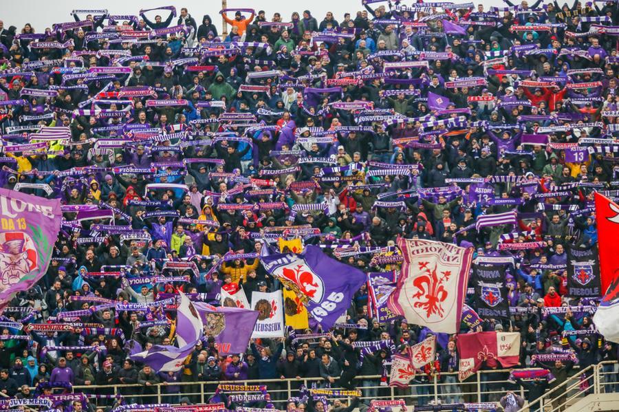 Firenze merita di più, il Franchi è un’arena ma la spinta non basta 