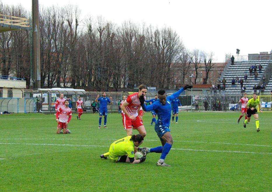 Prato Mobilio in forse per Carpi. In attacco si scalda Petronelli 