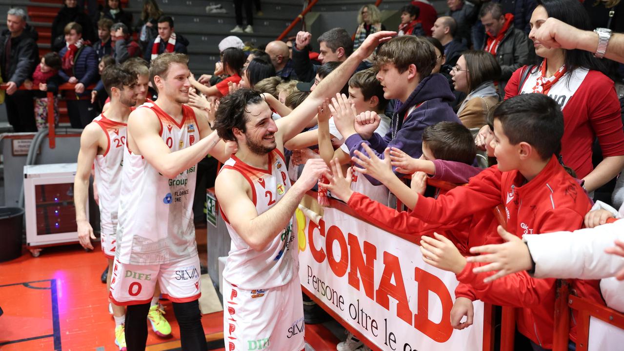 «Grande feeling in tutta la squadra». La Tesi vuole vincere il campionato