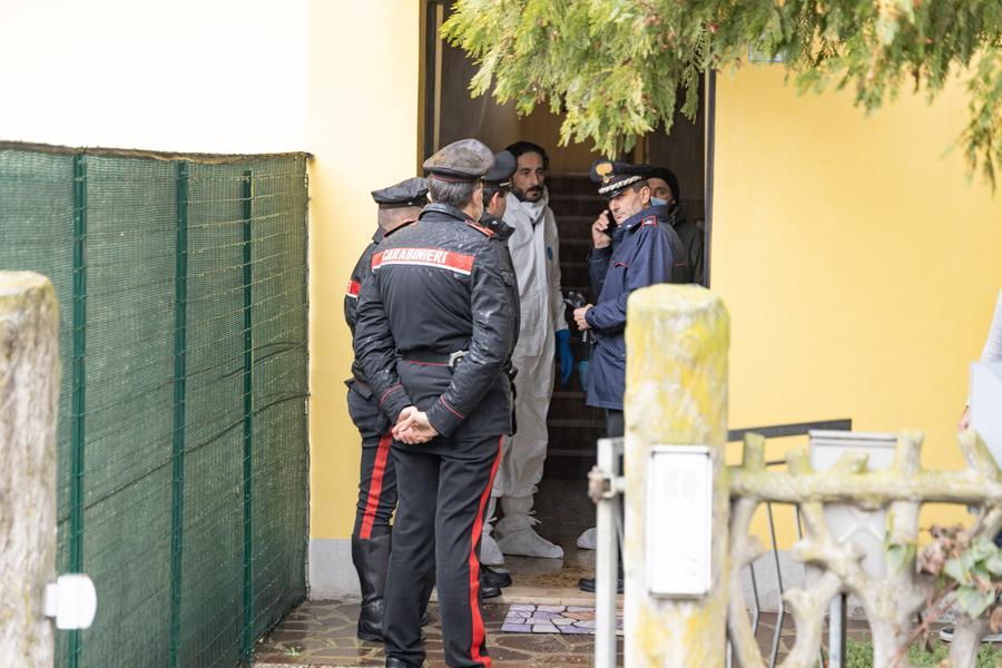 Soliera tenta di uccidere moglie e suocero poi si toglie la vita impiccandosi