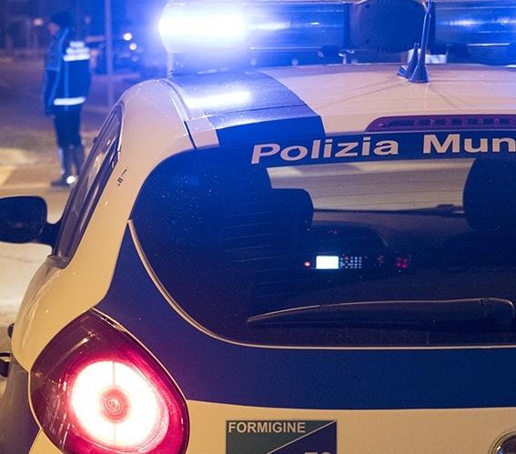 Formigine. Arriva nelle frazioni il camper della polizia «Vicini ai cittadini» 