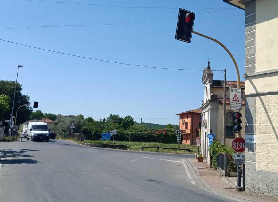 Lazzeretto, lo spara-multe resta dov’è: «Ma va ripensato l’incrocio»