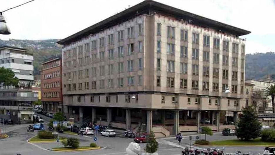 Comune di Massa, aria di terremoto in maggioranza. E ora spunta l’ipotesi di una nuova giunta