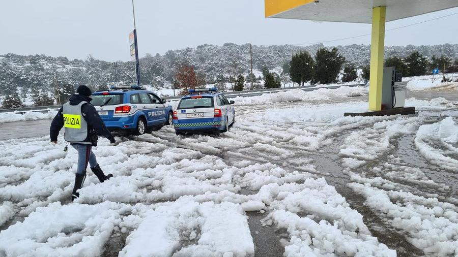 Neve sulla 389, in azione i mezzi dell’Anas