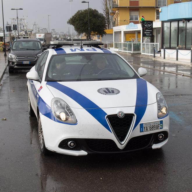 Porto Garibaldi, attività in ginocchio: «Tanti danni e troppe le spese»