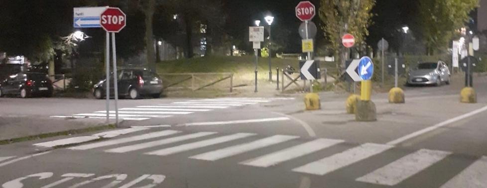Sassuolo. Incrocio via Fanti-Gorizia, sempre allarme «Serve un dosso prima di un altro morto» 