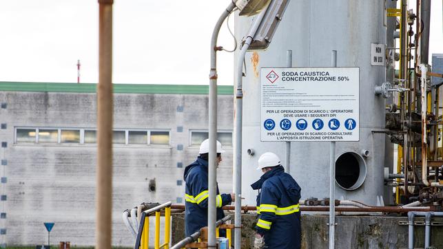 Ferrara, energia “verde” e recupero delle plastiche: alleanza Comune-chimica
