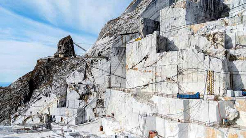 Legambiente insiste: piena trasparenza sui dati del marmo estratto da ciascuna cava