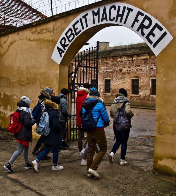 Una pietra d’inciampo dedicata a Luigi Bellelli, deportato e morto a 20 anni