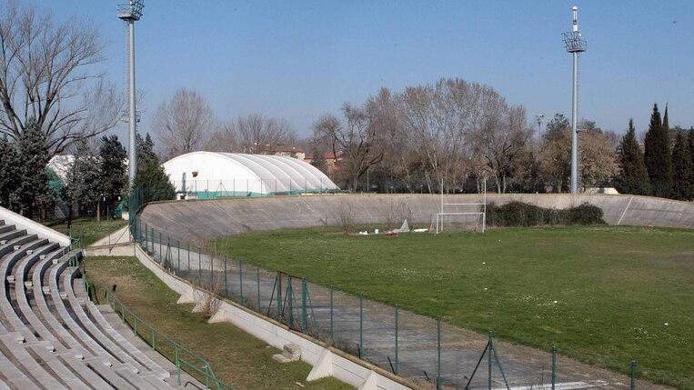 Ferrara, nuova palestra in via Canonici e entro l’estate si sistemano i tetti