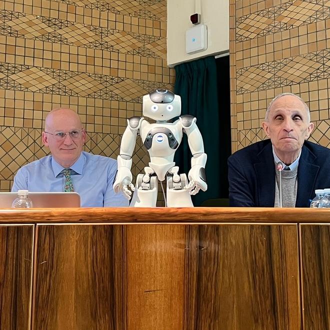 Modena. Autismo, due robot per accogliere i pazienti in ospedale 