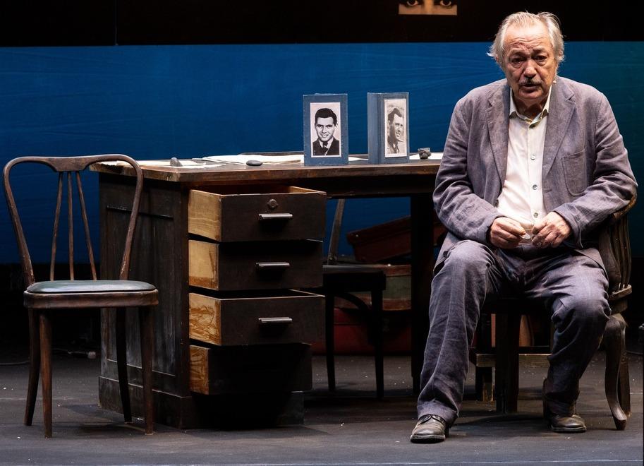 Remo Girone a Carpi. «Wiesenthal è un simbolo ci insegna a fare memoria»