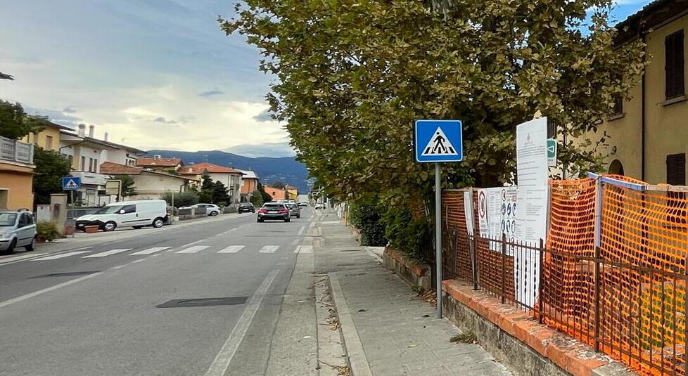 Investita sulle strisce mentre attraversa: grave a Bottegone una donna di 49 anni 