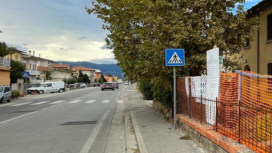 Investita sulle strisce mentre attraversa: grave a Bottegone una donna di 49 anni