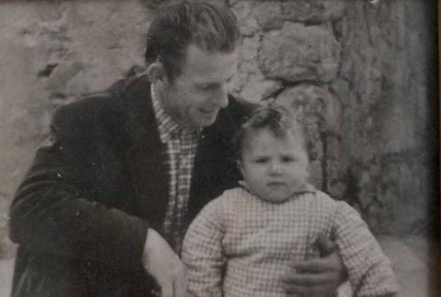 
	Imolo Martini con il figlio Giuliano

