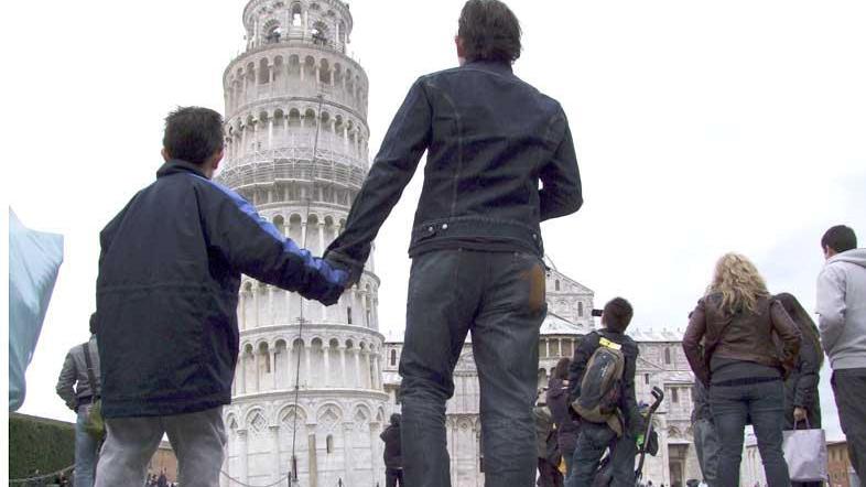 Turismo a Pisa, la proposta: «In albergo i biglietti per eventi e attrazioni»