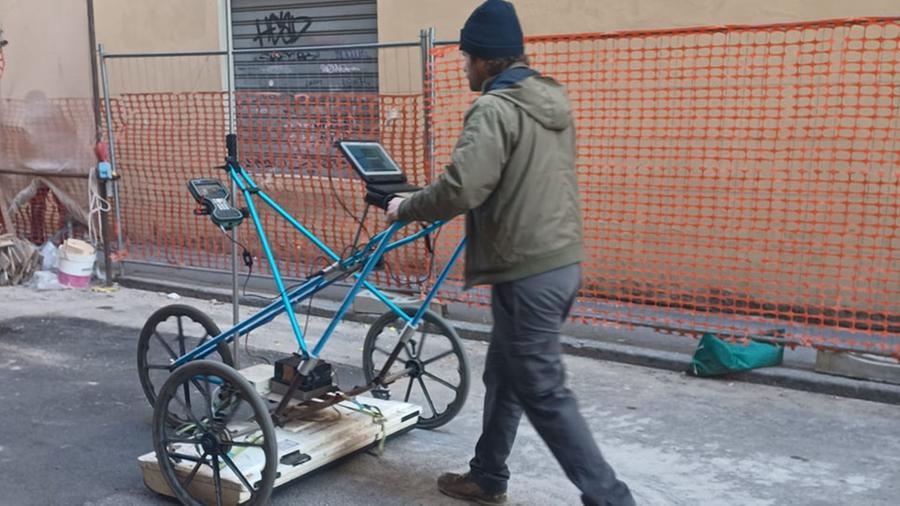 Crepe a San Frediano, via ai controlli. Ed entra in azione il georadar