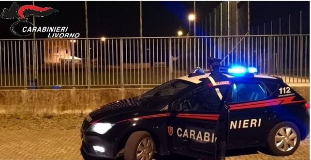 
	Una pattuglia dei carabinieri (foto d'archivio)

