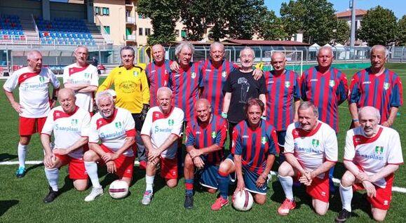 Il calcio camminato spopola a Cecina: al Palazzaccio il triangolare over 67 