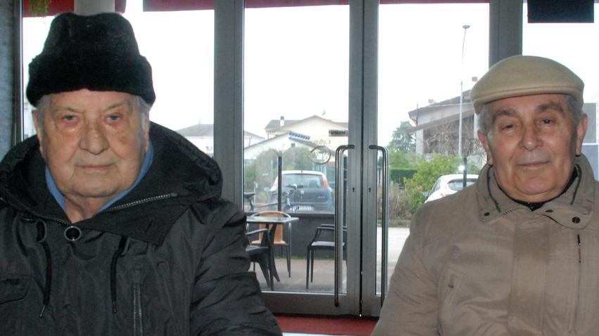 Argenta, Mino e Bruno, amicizia di ferro «Grazie a lui esco tutte le mattine»