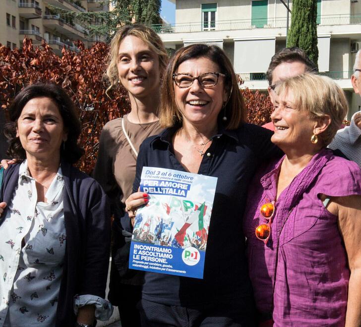 De Micheli: «Mai più un Pd subalterno, un partito forte parte dalla base»