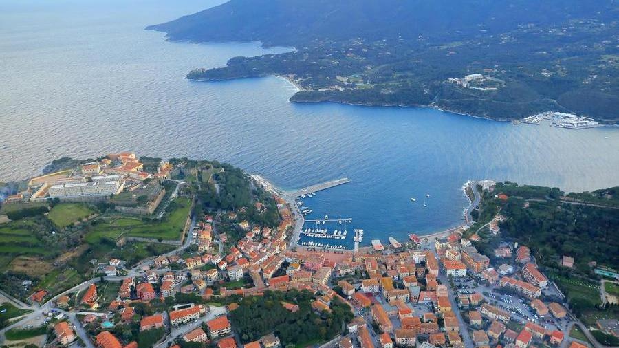 Elba, perché Porto Azzurro è un modello per il turismo svizzero