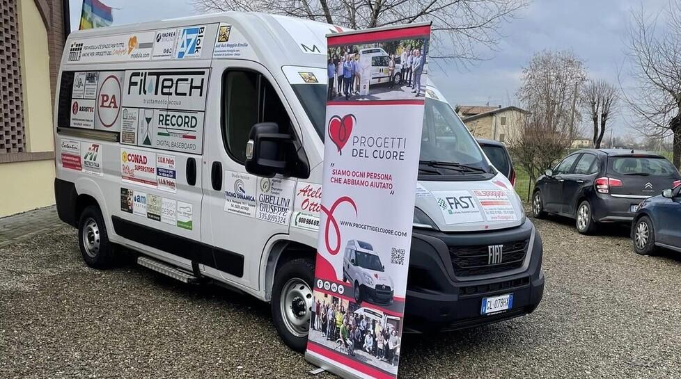 “Progetti del cuore” dona un nuovo mezzo di trasporto alla onlus Aut Aut
