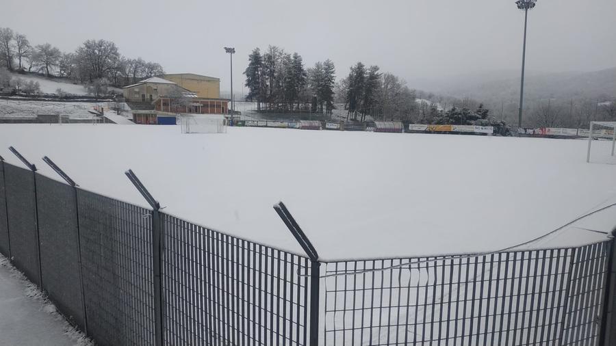 
	Il campo del Maristiai innevato

