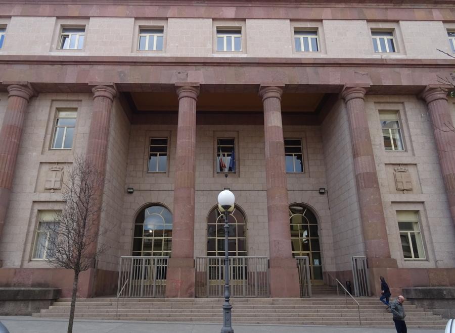 Sassari, il dopocena tra vicini finisce in tribunale 