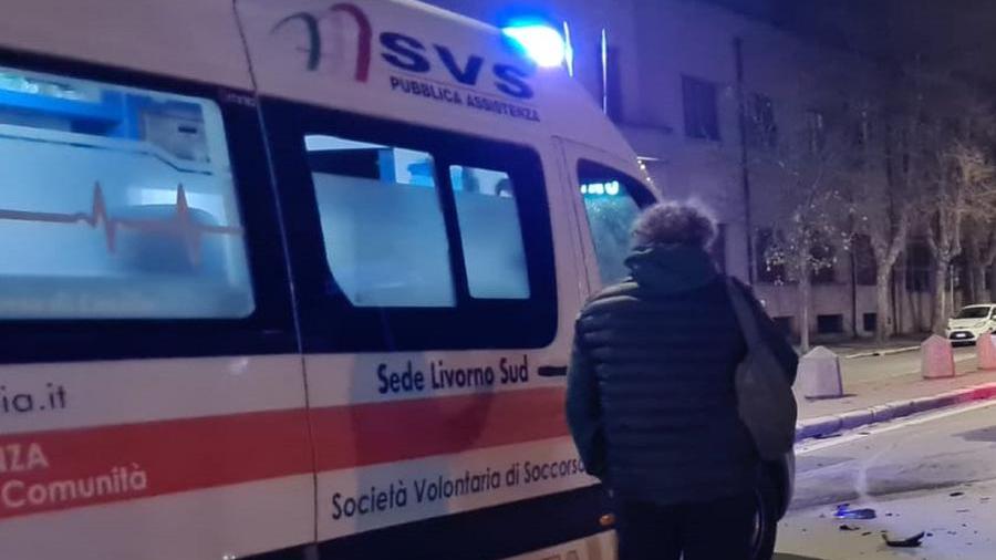 Un'ambulanza della Svs