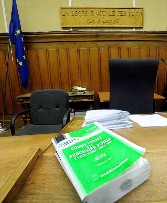 Un’aula di tribunale (foto archivio)