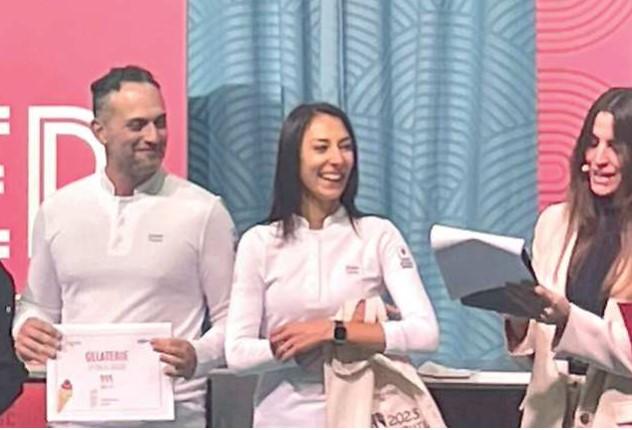 
	Manuele Presenti con sua moglie al Sigep di Rimini

