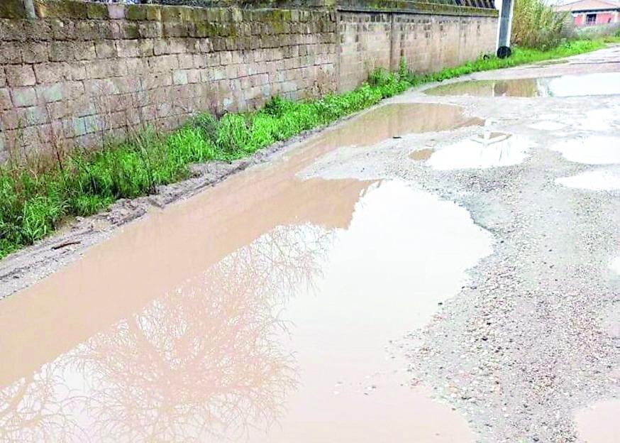
	La strada che collega viale Repubblica al centro ippico

