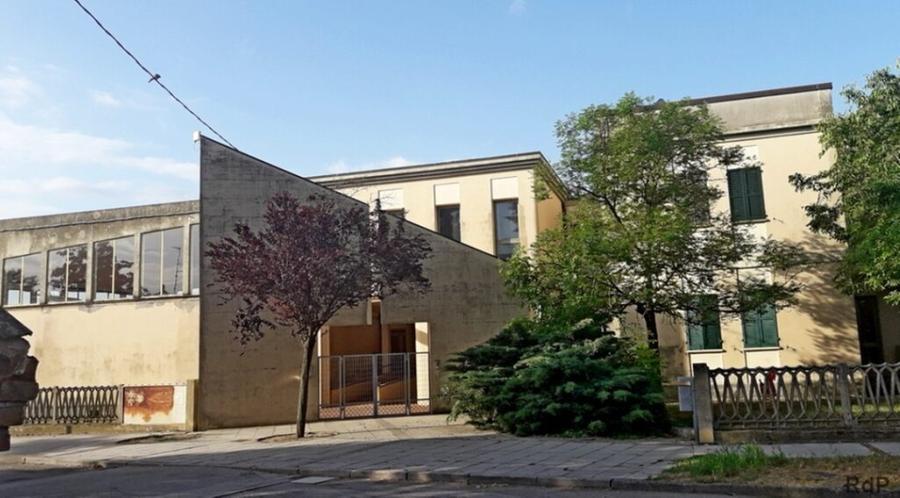 Oggi niente acqua a Serravalle, la scuola materna resta chiusa